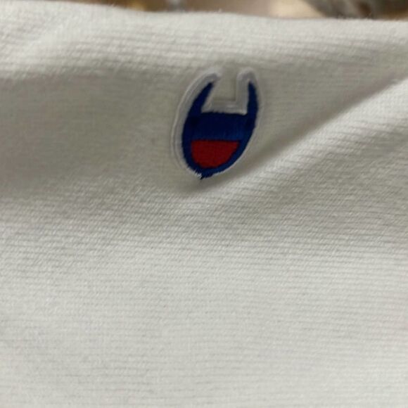 NWOT CHAMPION REVERSED WEAVE SWEATSHIRT SIZE M - Picture 6 of 6